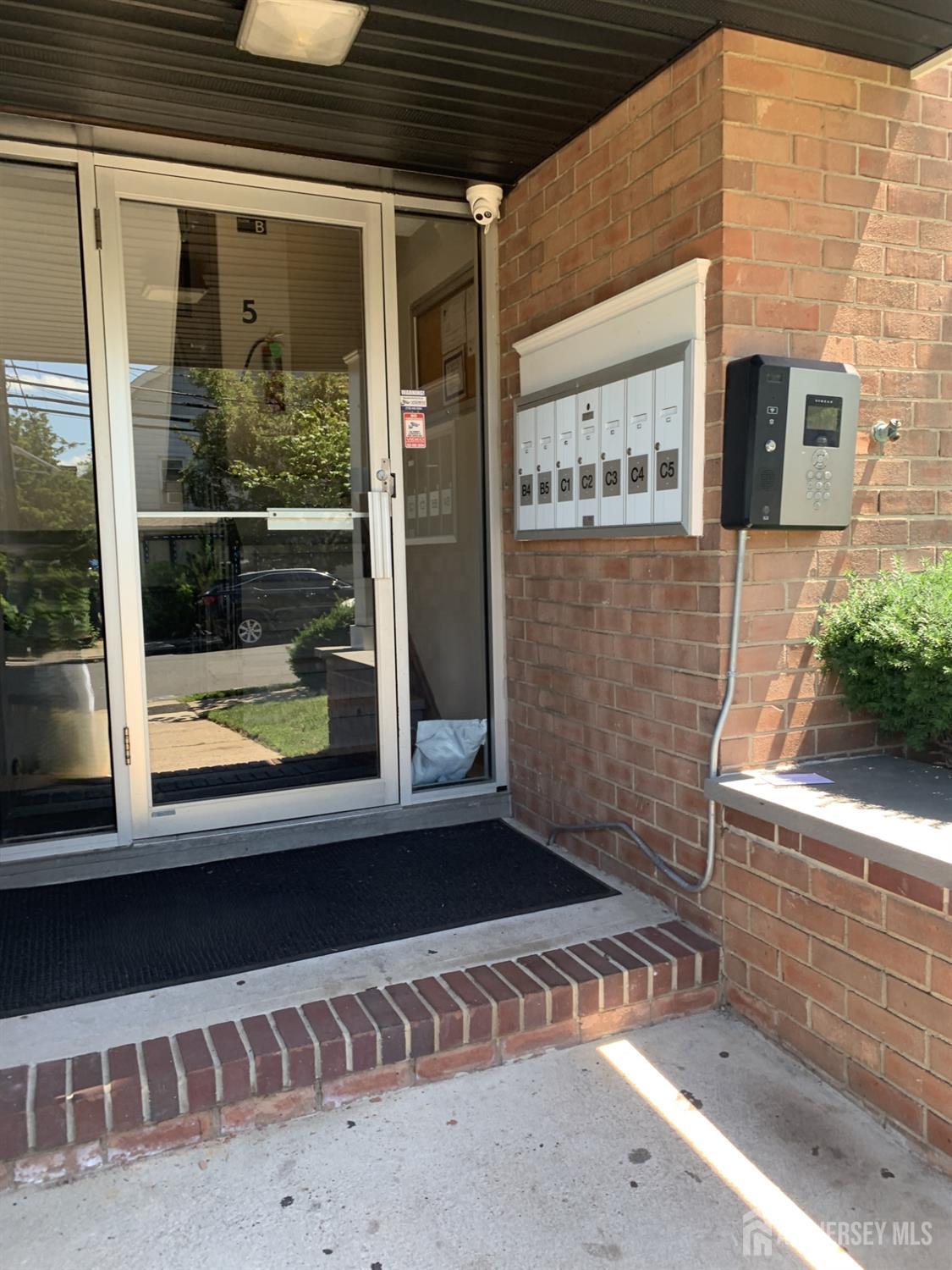5 Charles Street #4C — photo
