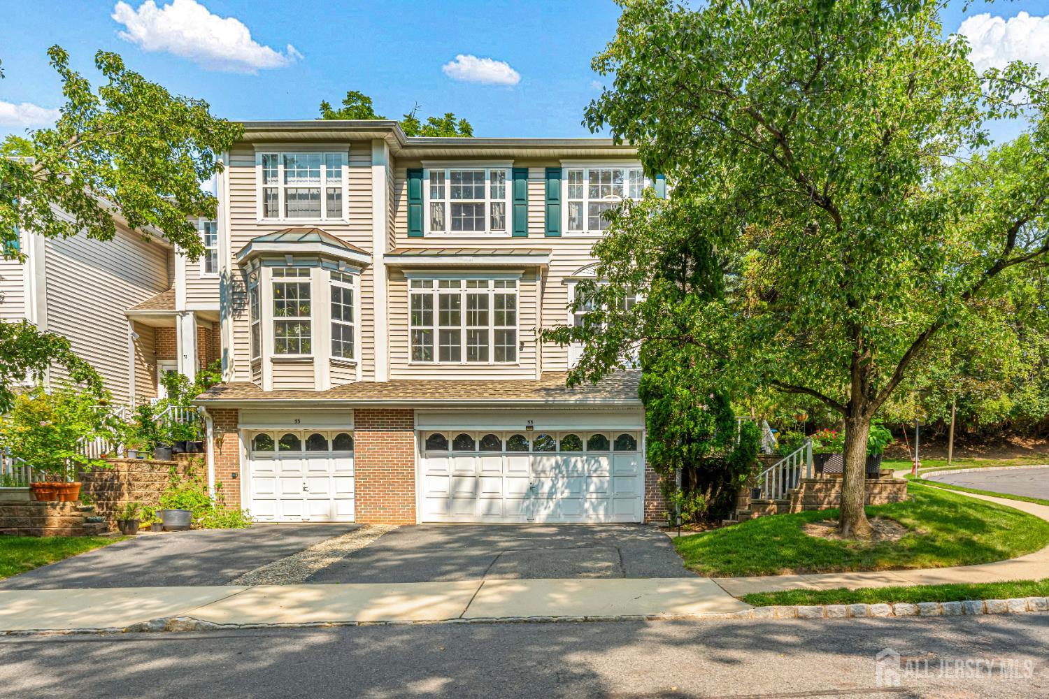 55 Lambiance Court 3 — photo