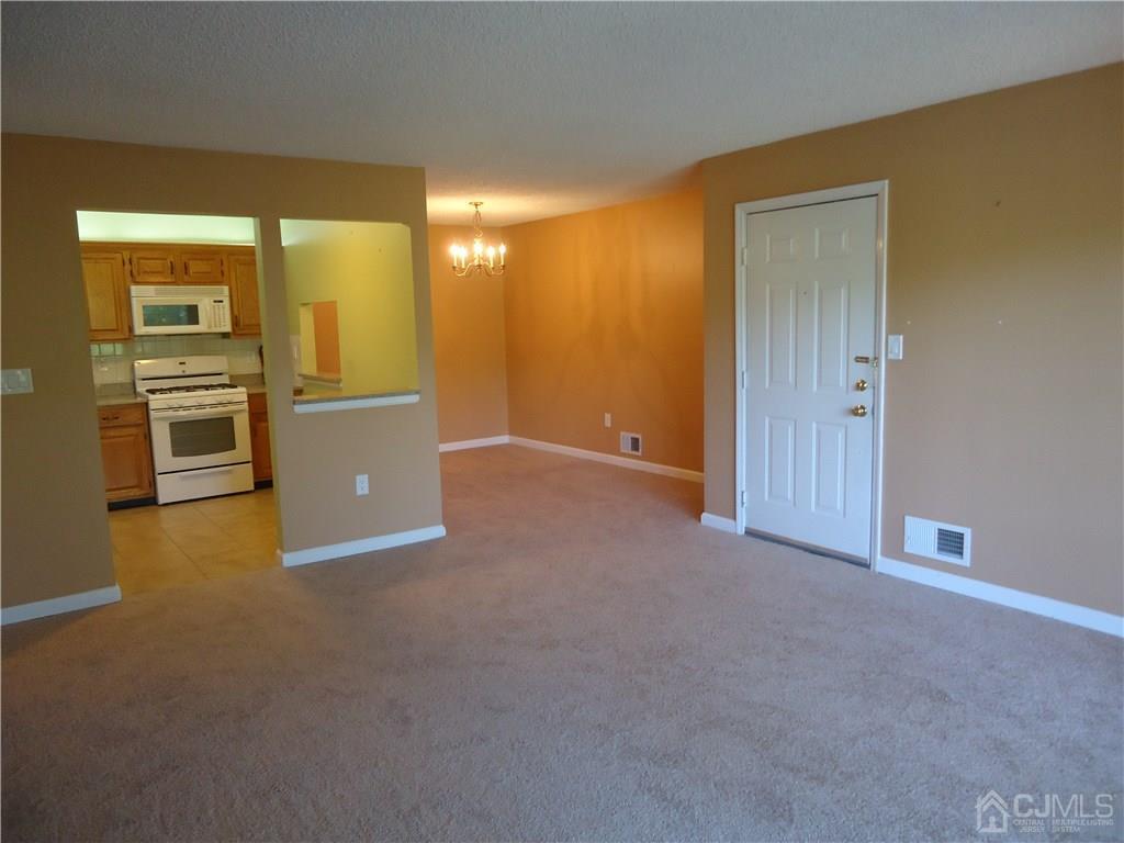 313 Wimbeldon Court — photo