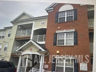 1031 Dogwood Court — photo