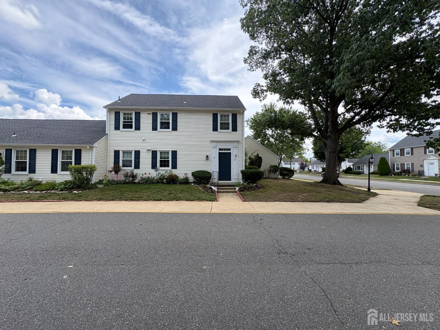 61-N Old Nassau Road — photo