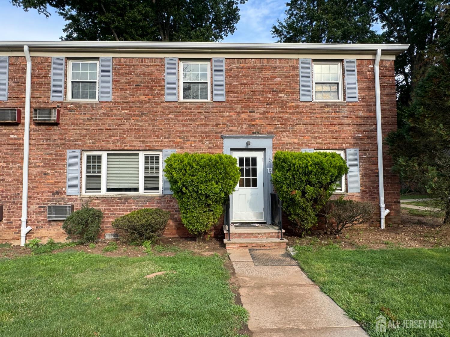 13 Wedgewood Drive #87 — photo