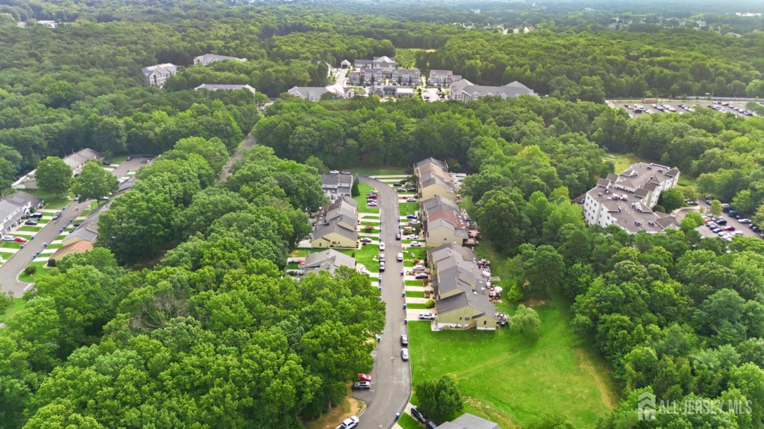 137 Redpine Loop, Old Bridge, NJ 08857 — photo 2