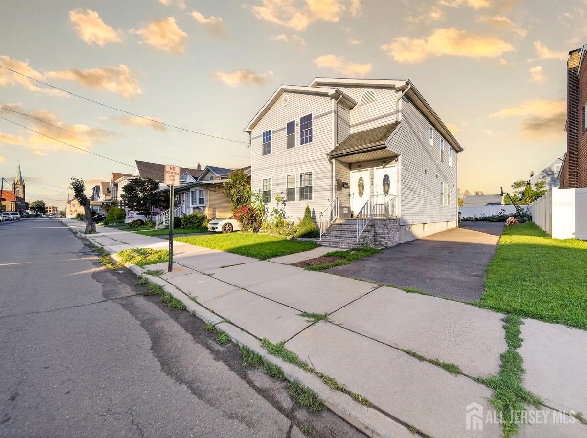 138 Pershing Avenue 2 — photo
