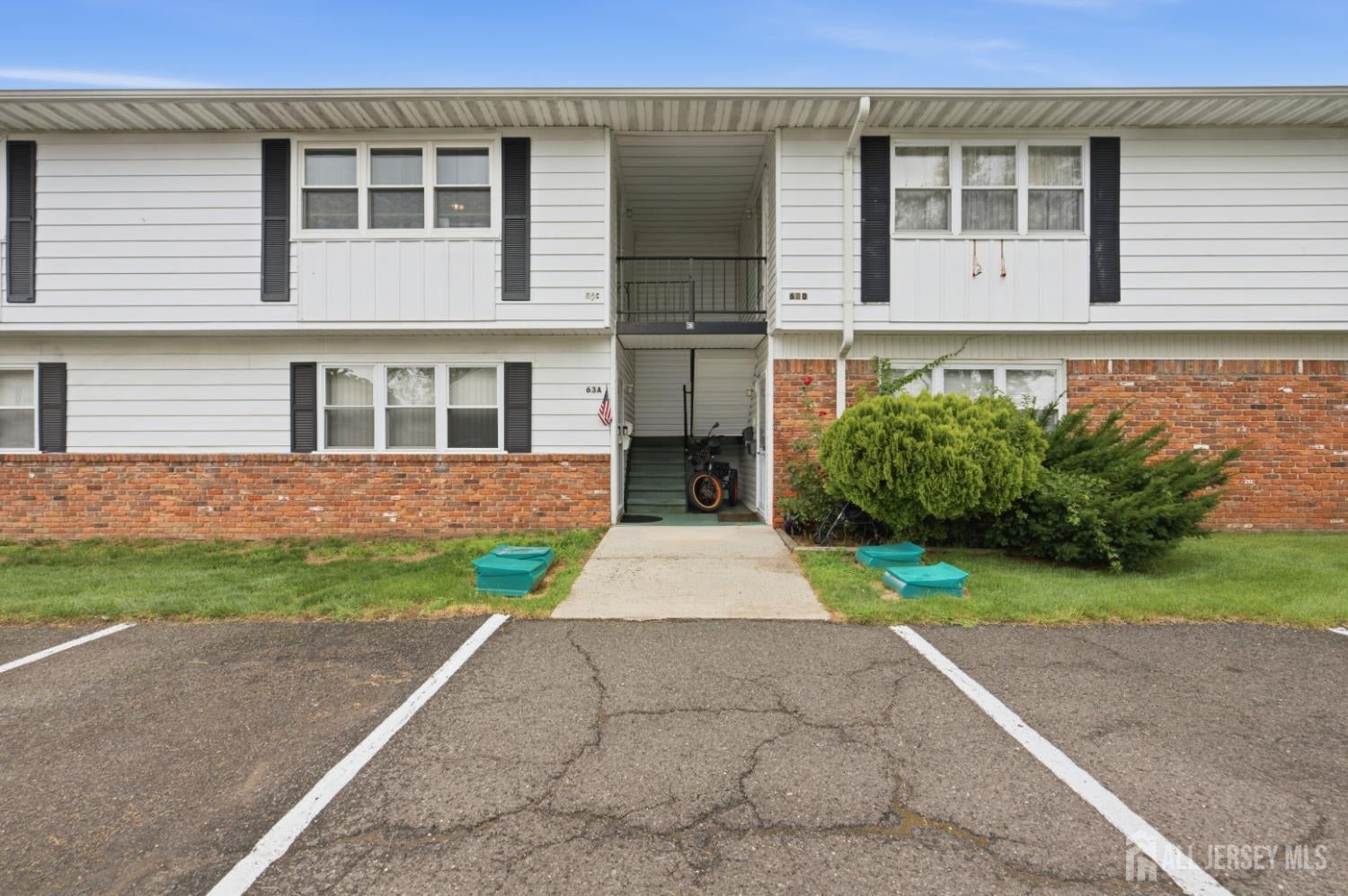 63 63-C Galewood Drive C — photo