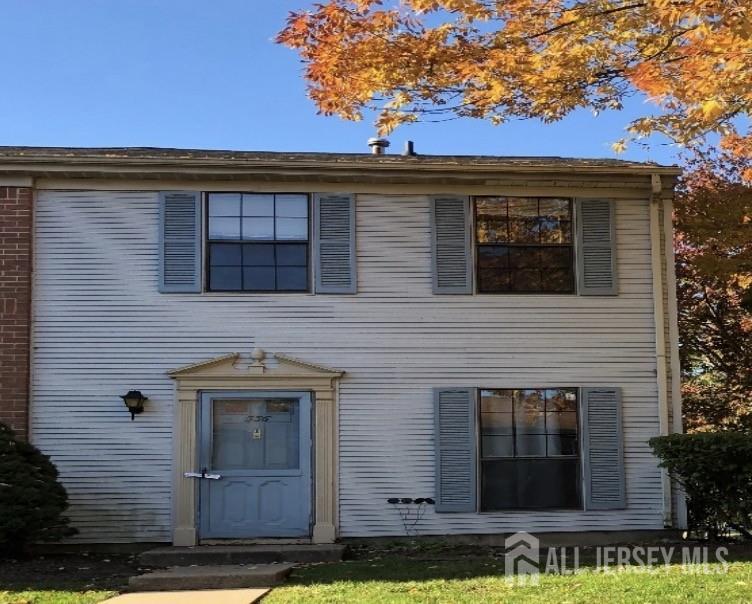 536 Manchester Court — photo