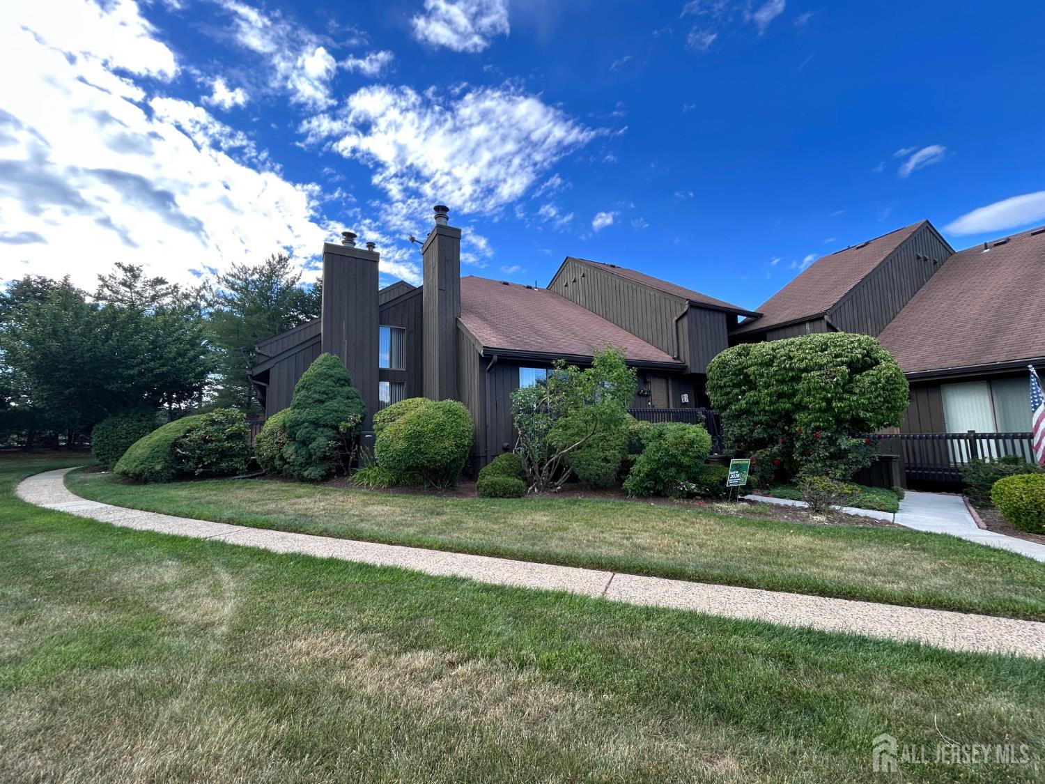 11 Westgate Drive — photo