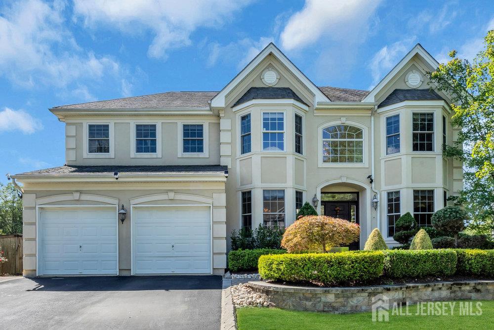 15 Overhill Drive — photo