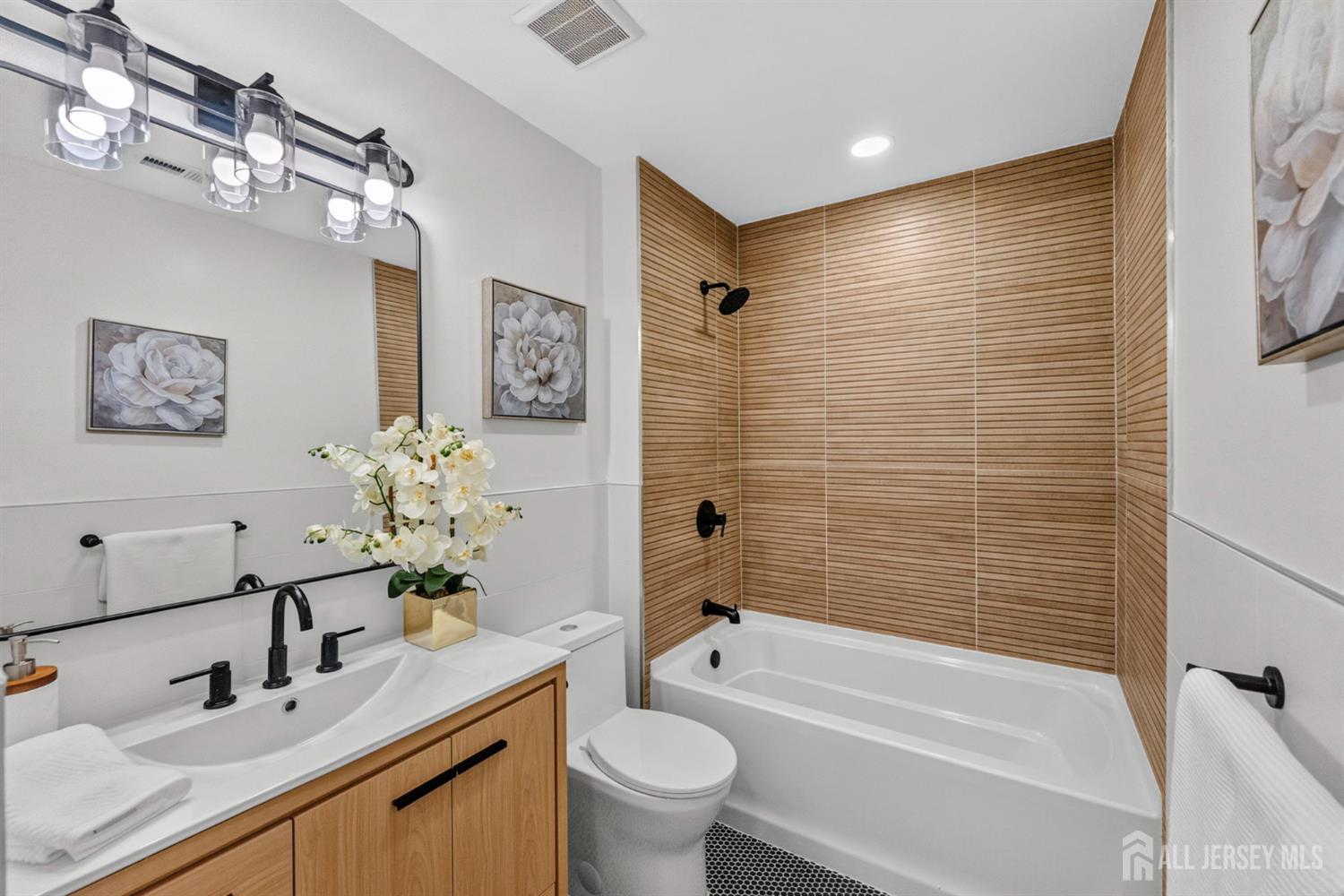 9011 Tamarron Drive — photo