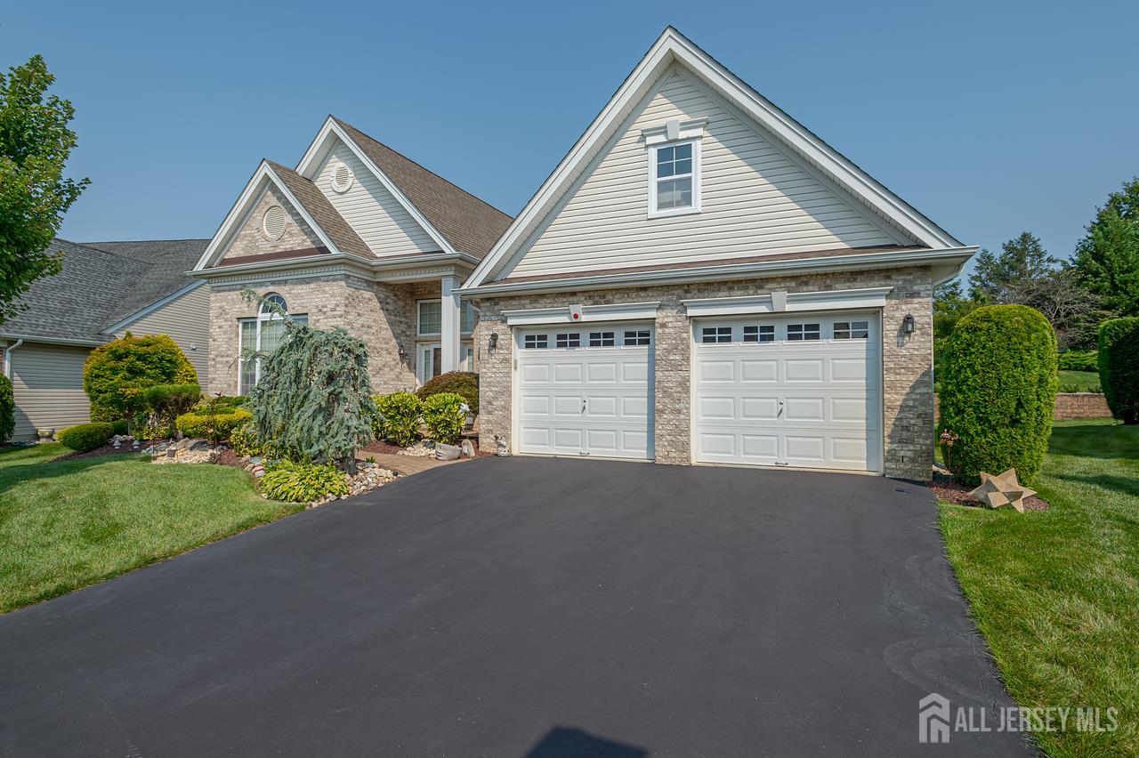 19 Troon Court — photo