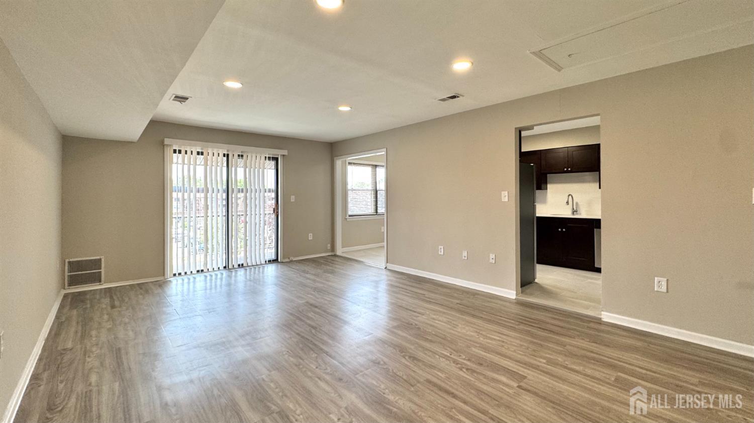 1511-A raspberry Court, Edison, NJ 08817 — photo 3