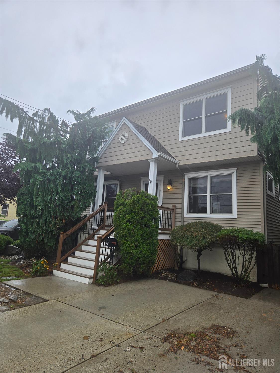 14 Larch Street — photo