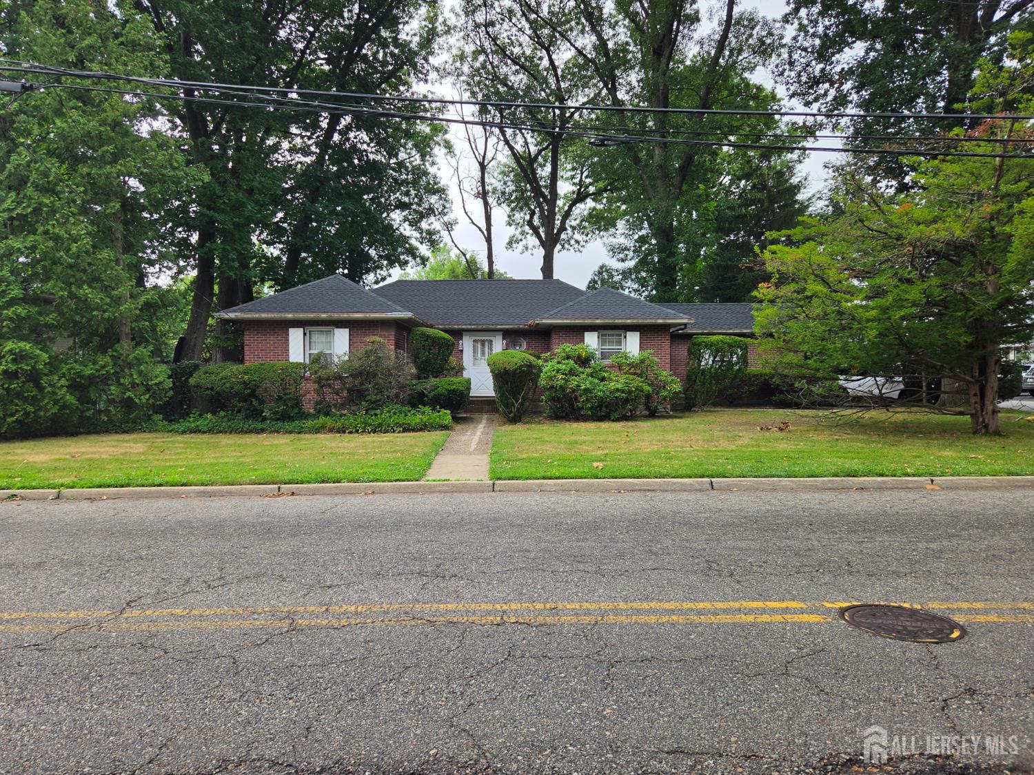 168 E Spring Valley Avenue E — photo