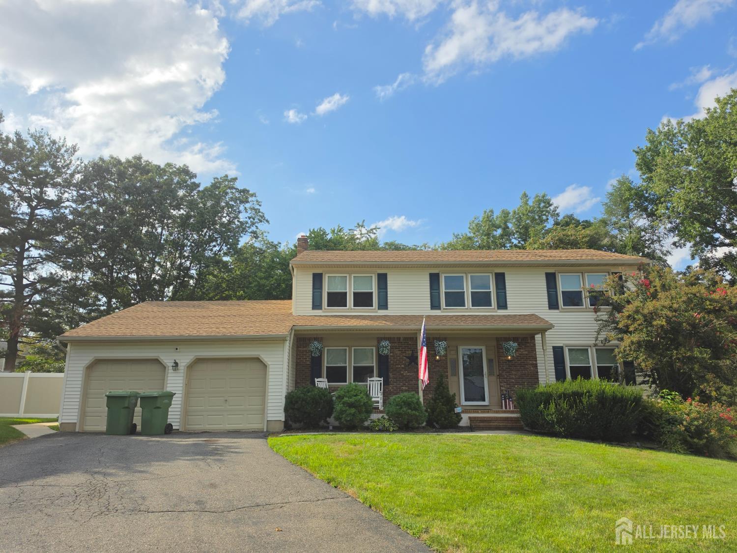 16 Glynn Court — photo