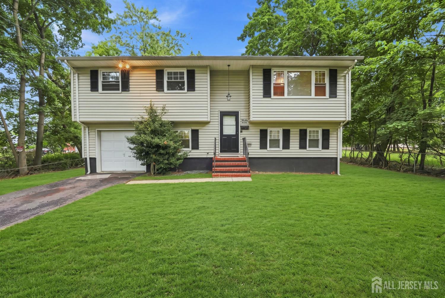 1315 Irving Street — photo