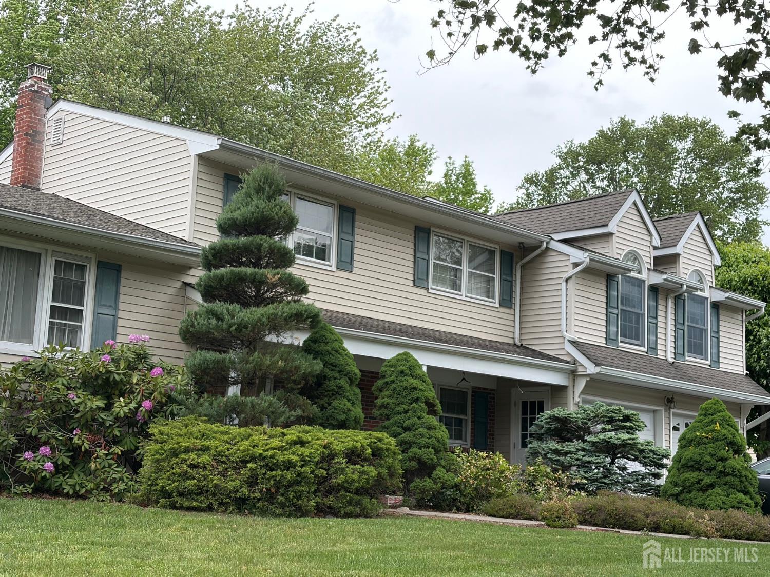 19 Annette Drive — photo