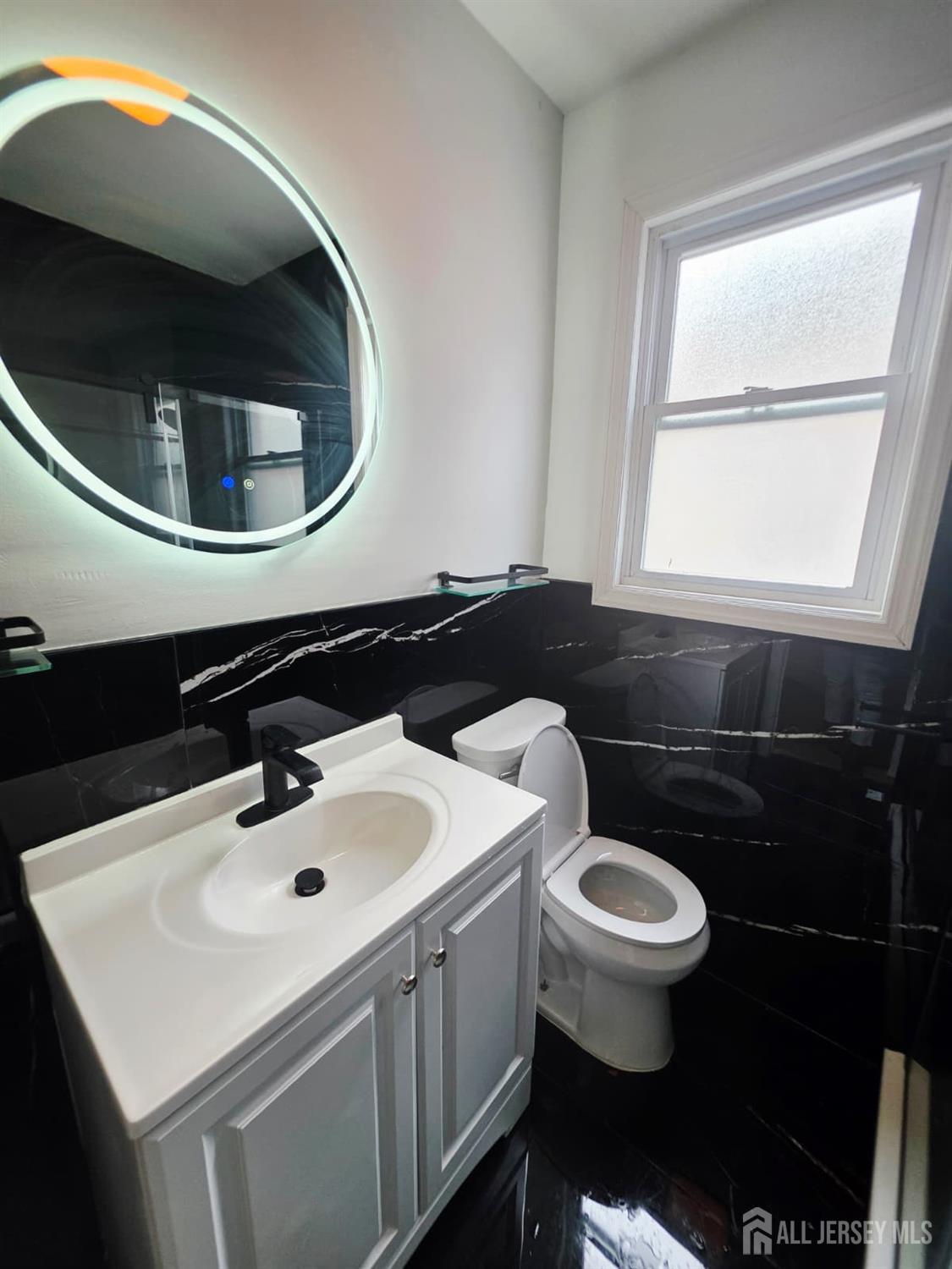 23 Maple Place — photo