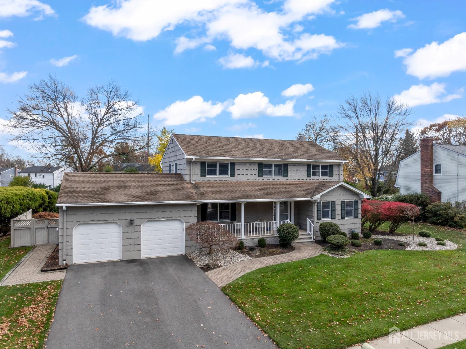990 Hoover Drive — photo