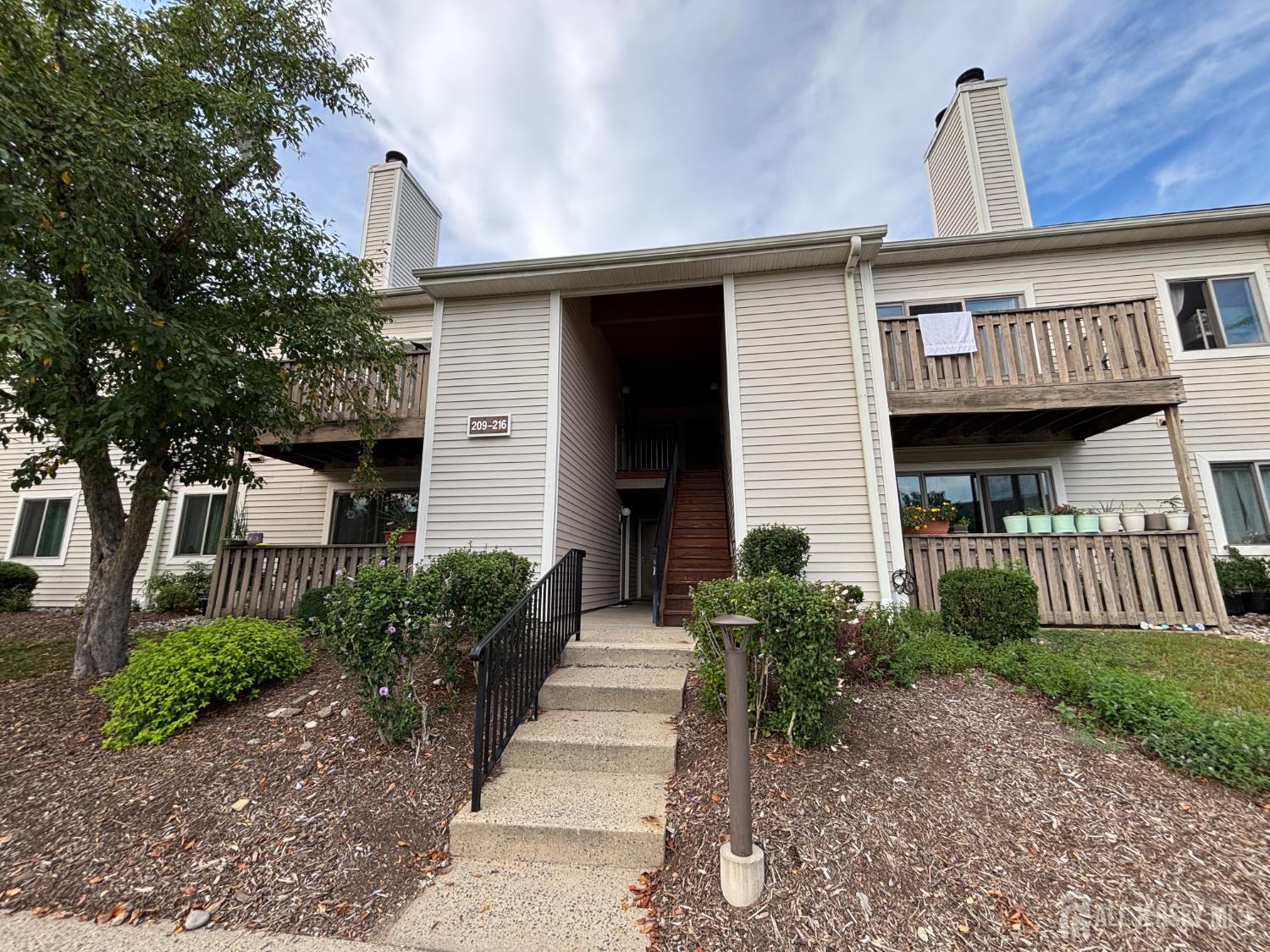 215 Aspen Drive — photo