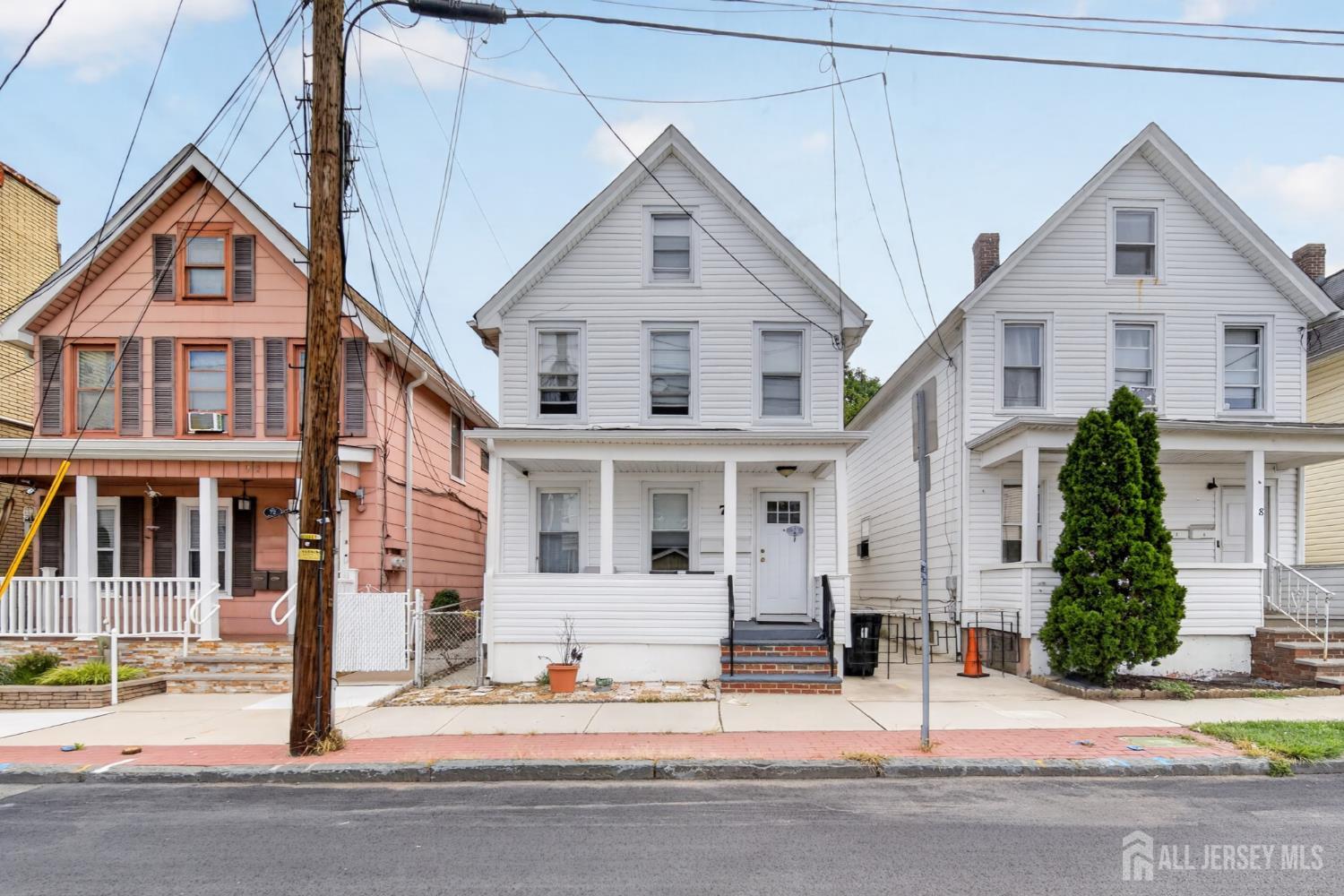 70 Pershing Avenue 2 — photo
