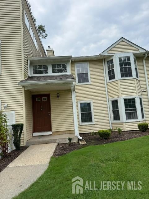 27 Dennis Court — photo