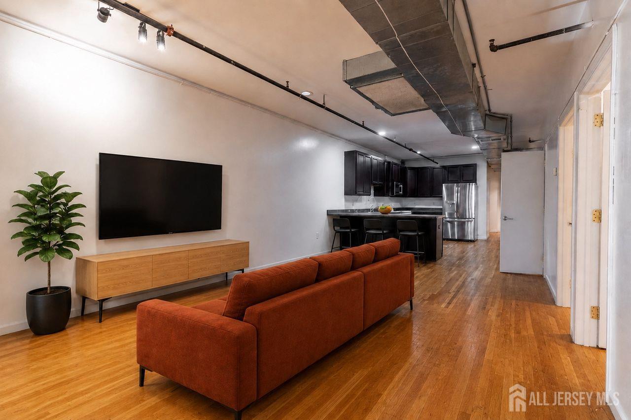 378 George Street #201 — photo