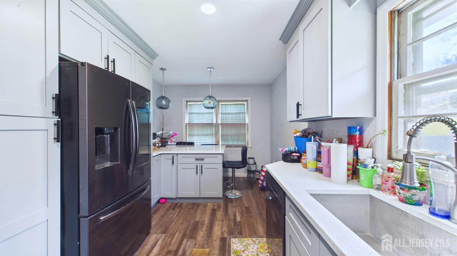 21 OAKWOOD DR — photo 2