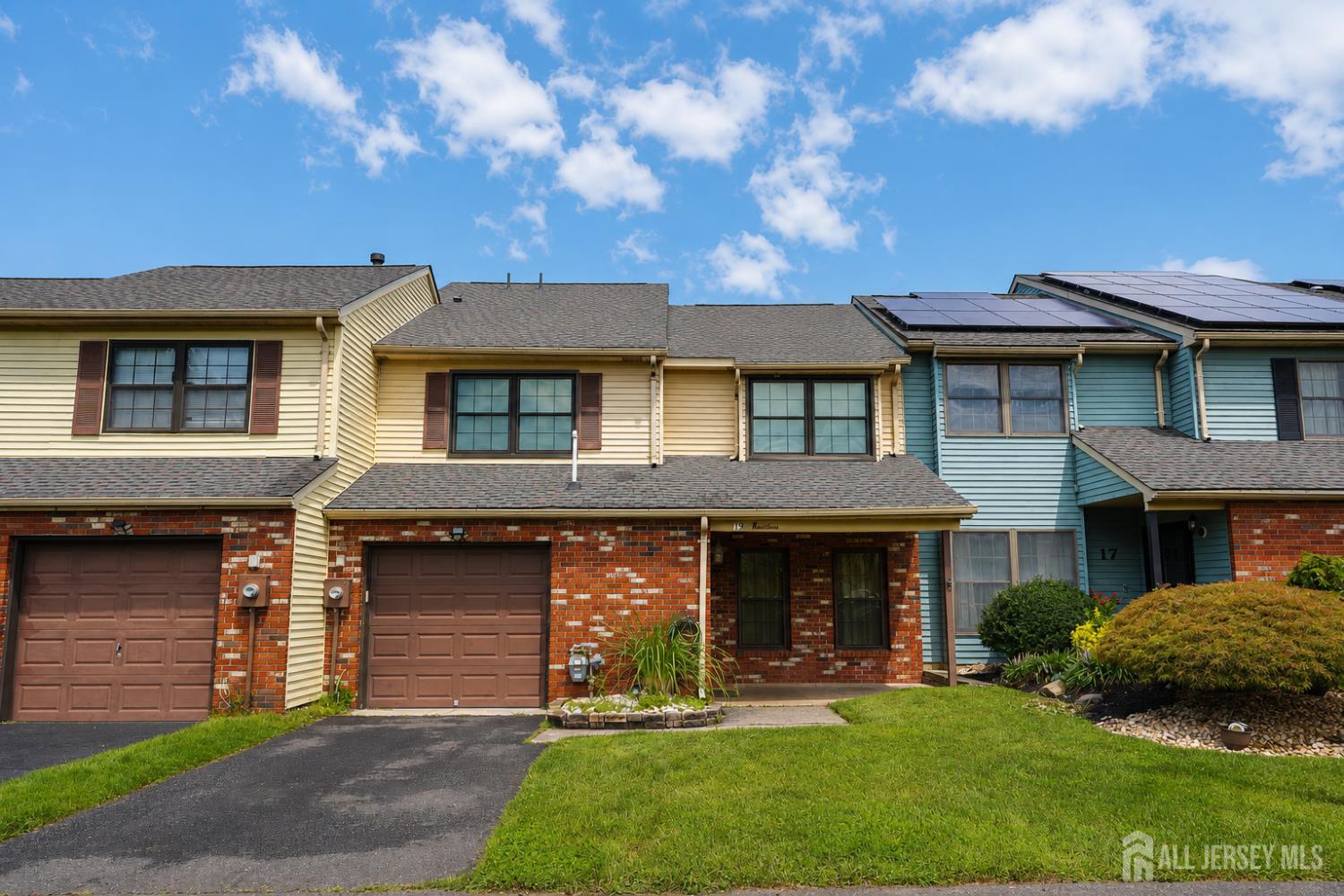 19 Rush Court — photo
