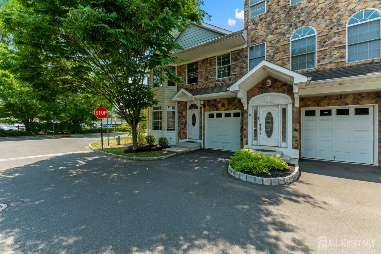 9 Perry L Drew Place — photo
