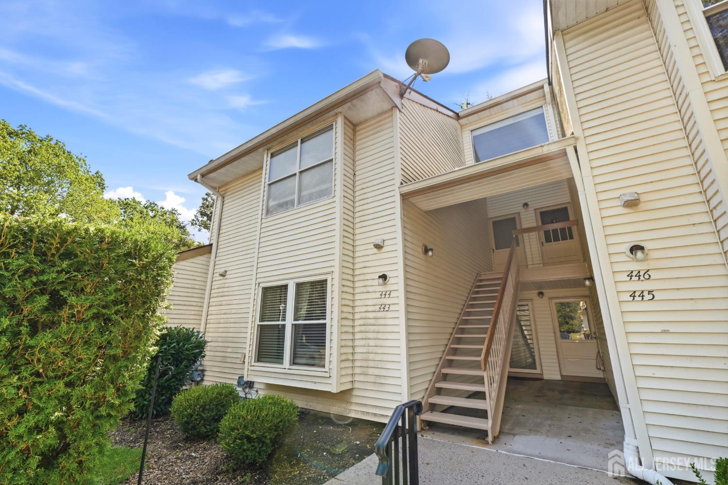 444 Bayberry Court — photo