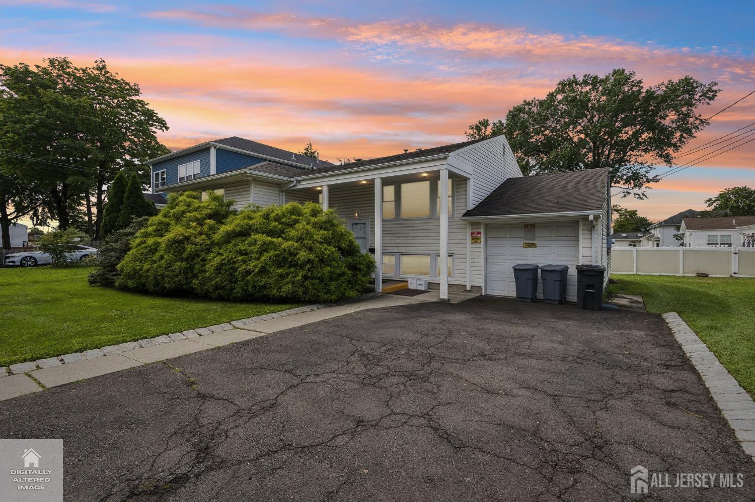 1005 Green Street — photo