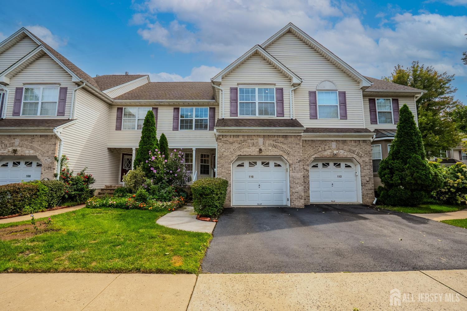 110 Briarwood Drive — photo