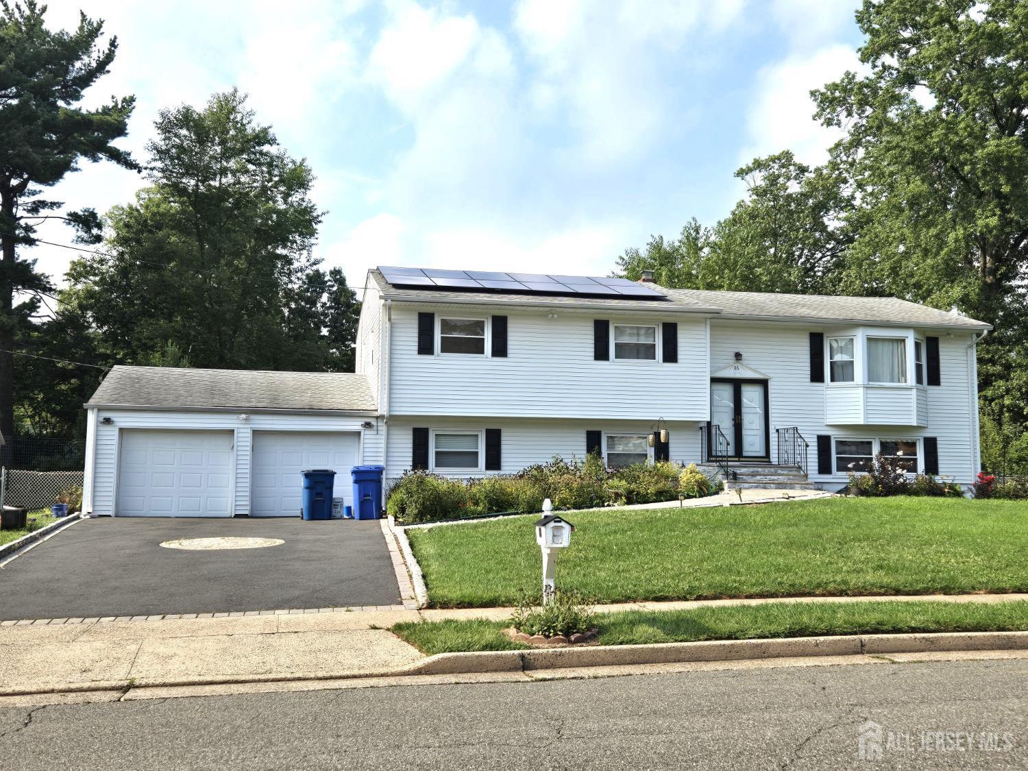 86 Mitchell Avenue — photo