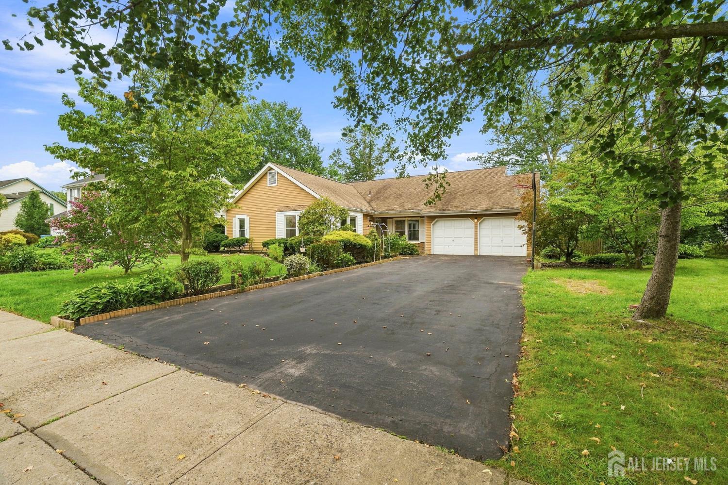 20 Franklin Drive — photo