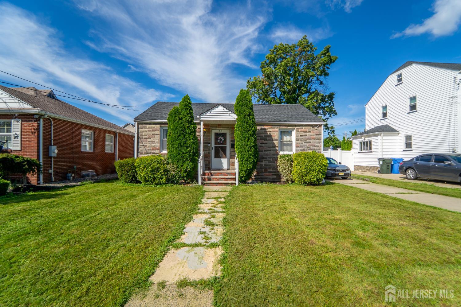63 Gordon Avenue — photo