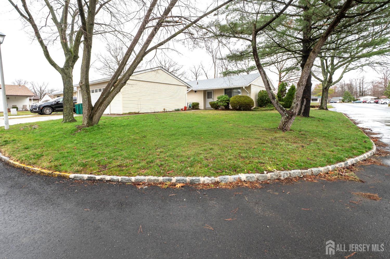 264-B Crosse Drive — photo