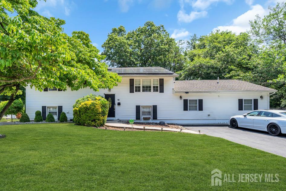 14 Arlington Drive — photo