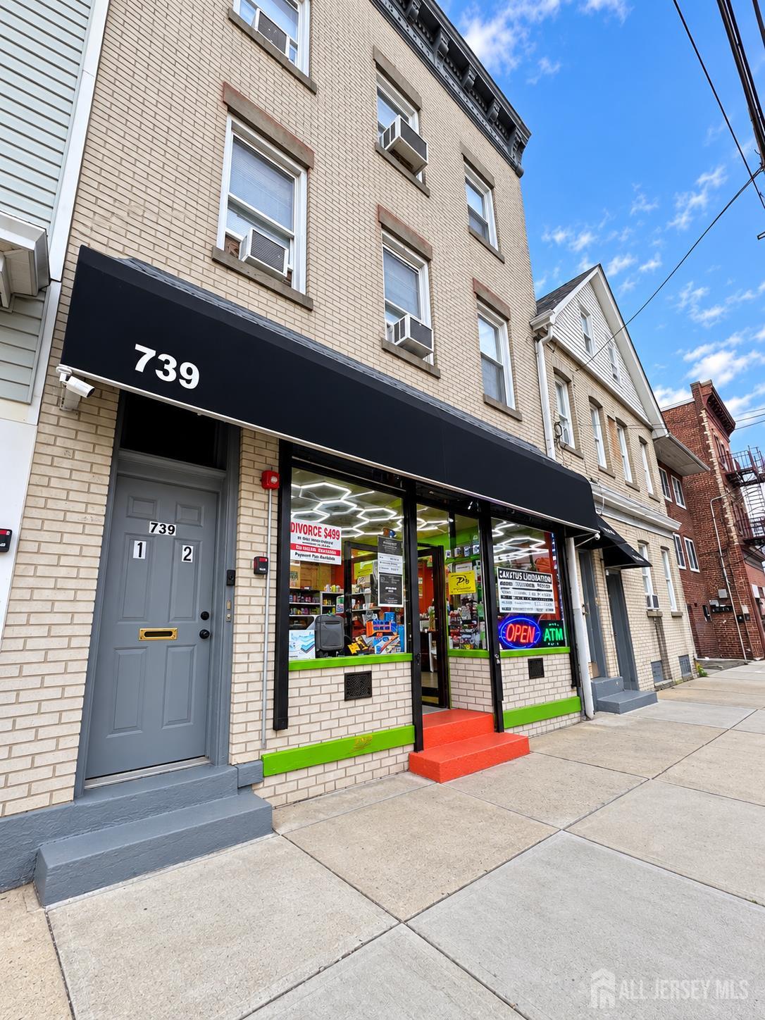 0 739 State St Street — photo