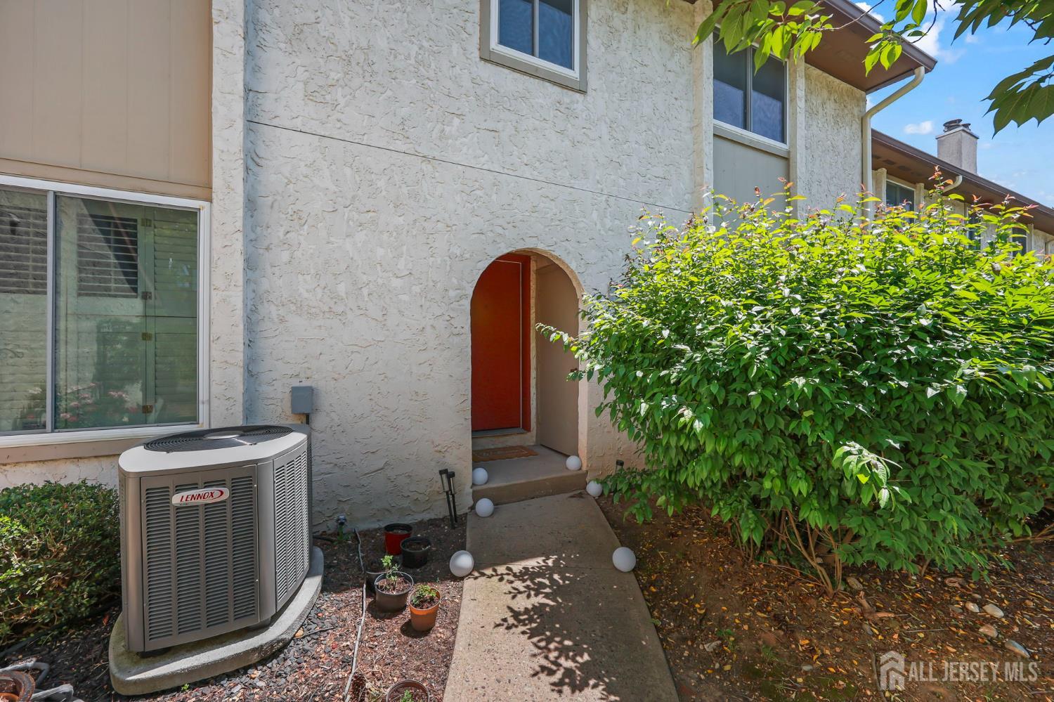 81 Thoreau Drive — photo