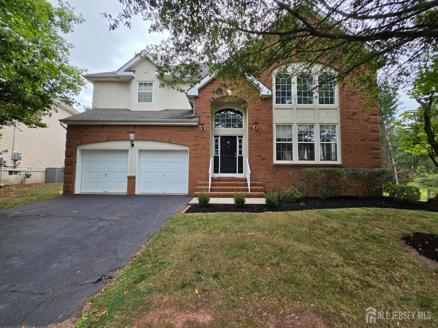 19 Goldenrod Drive — photo