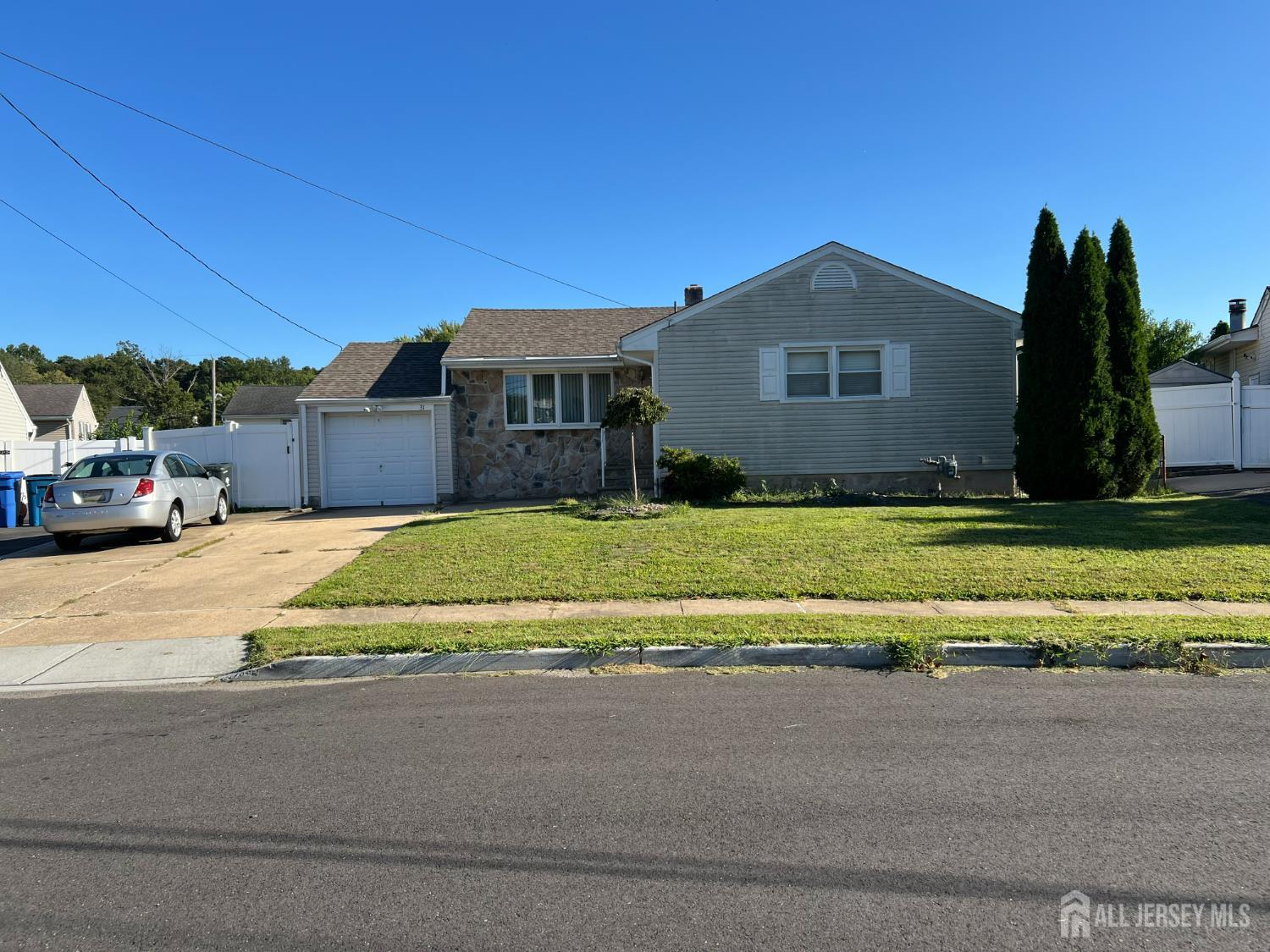 31 Mercer Road — photo