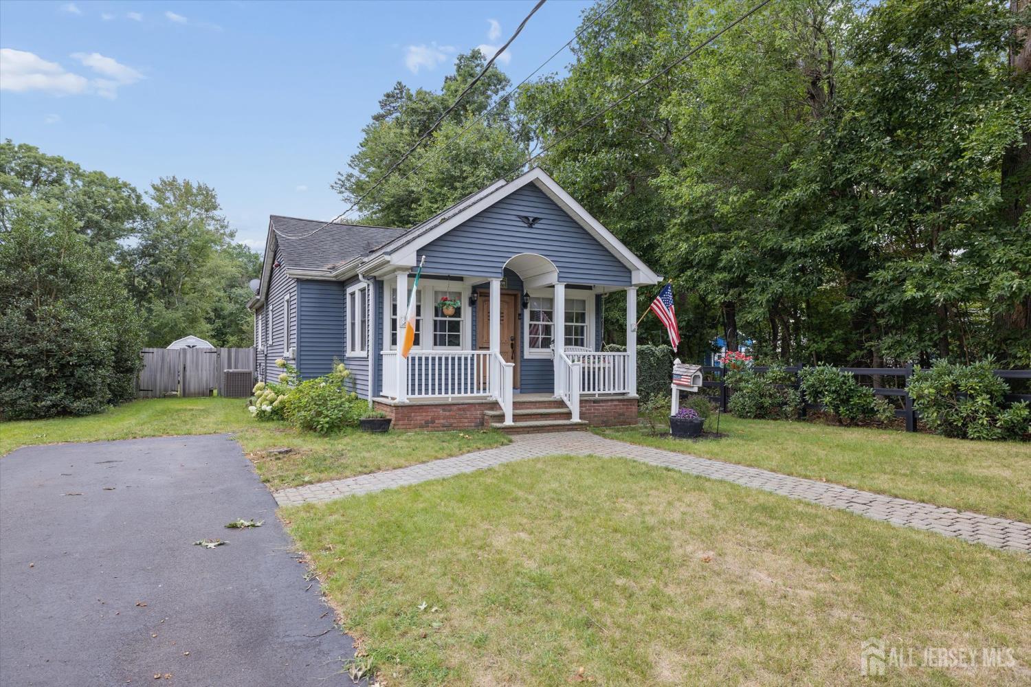 74 Walnut Street — photo