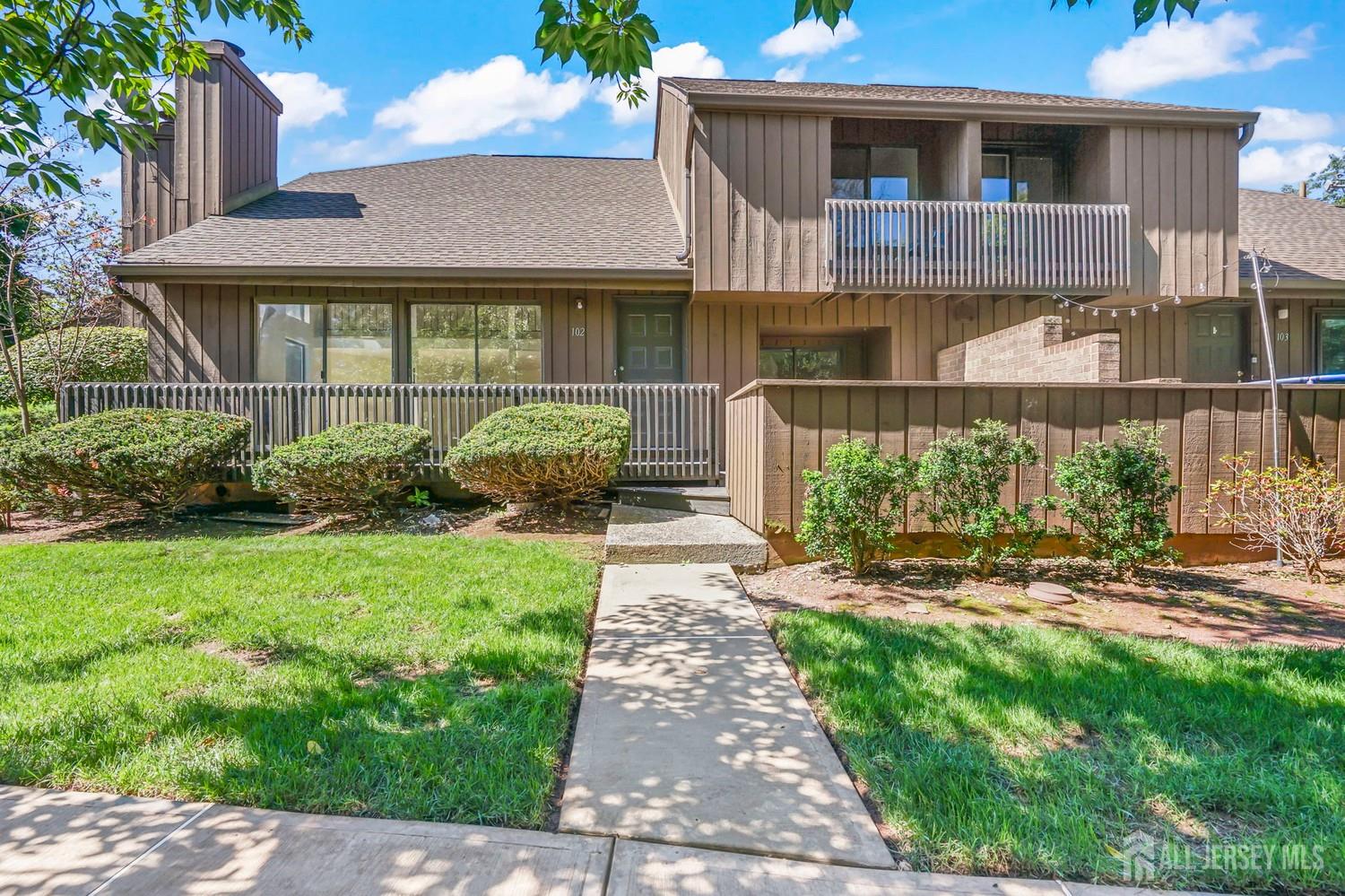 102 Kingsberry Drive — photo