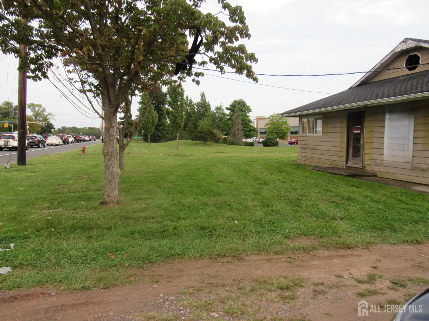 309 State Route 33 East E — photo