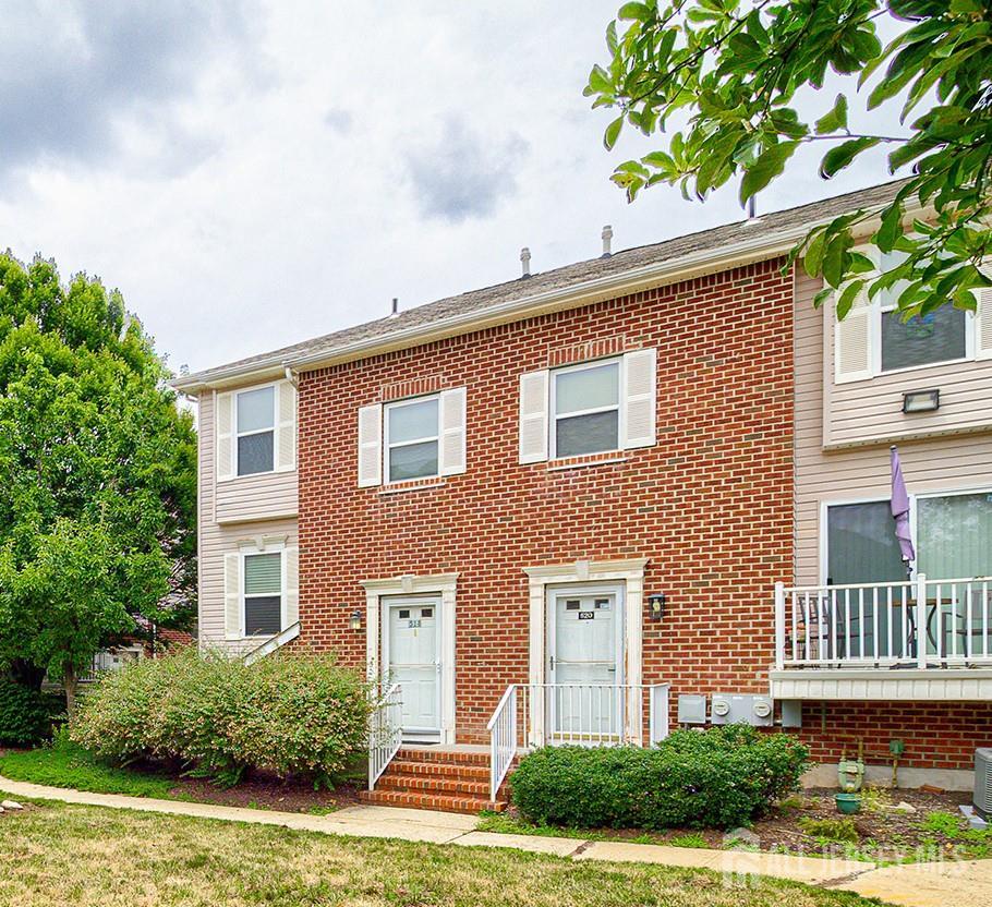 518 Great Beds Court — photo