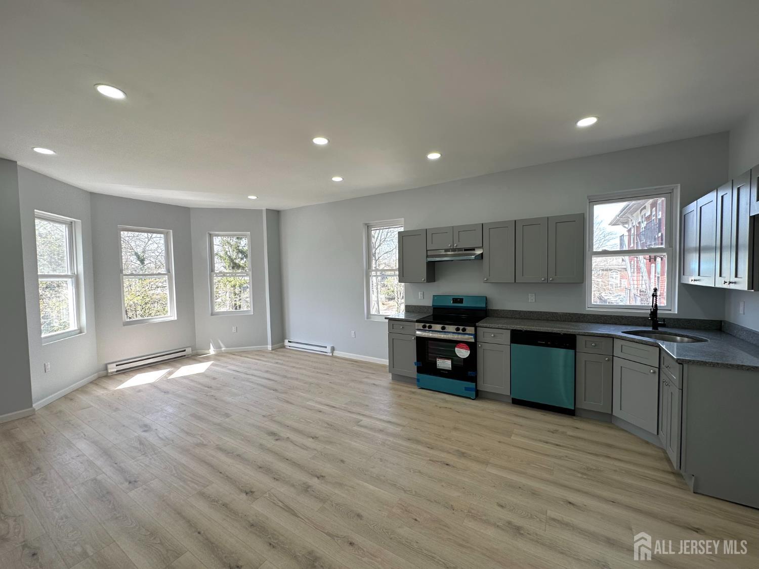 1109 W State Street 3 — photo