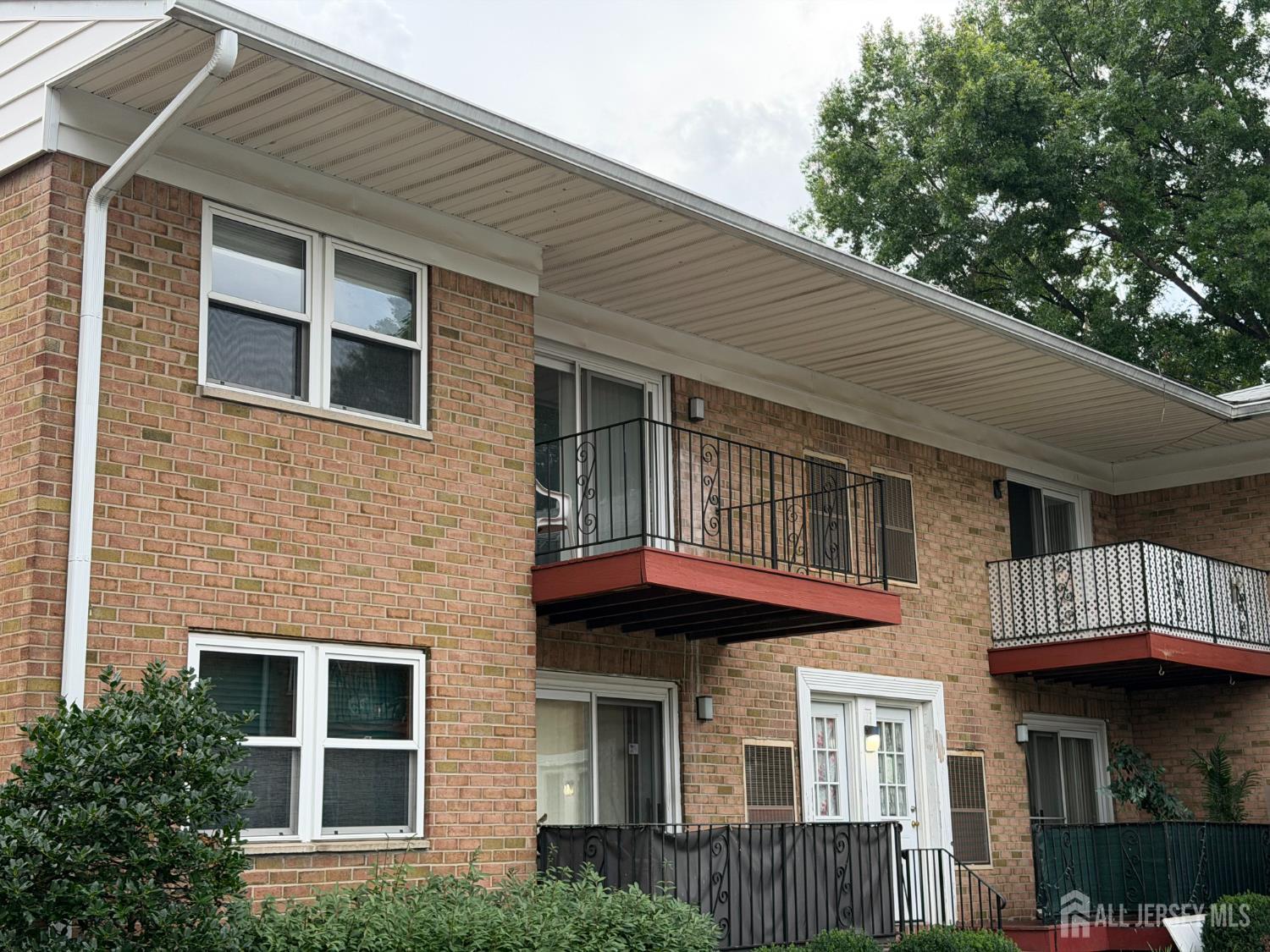 160 Evergreen Road 20B — photo