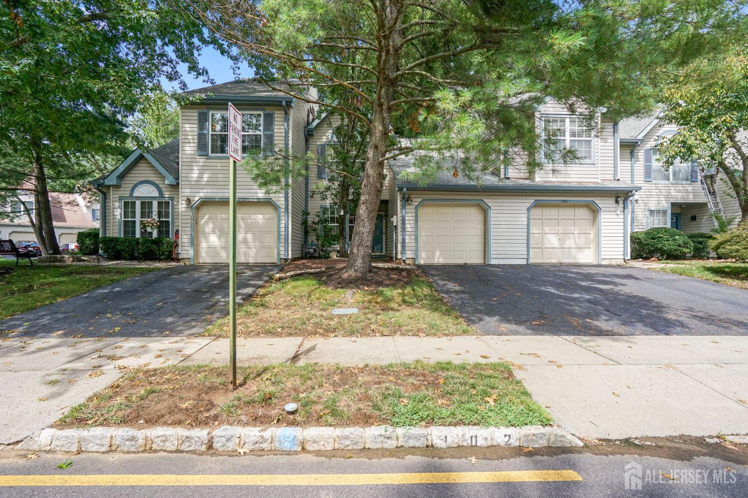 102 Rumford Way — photo