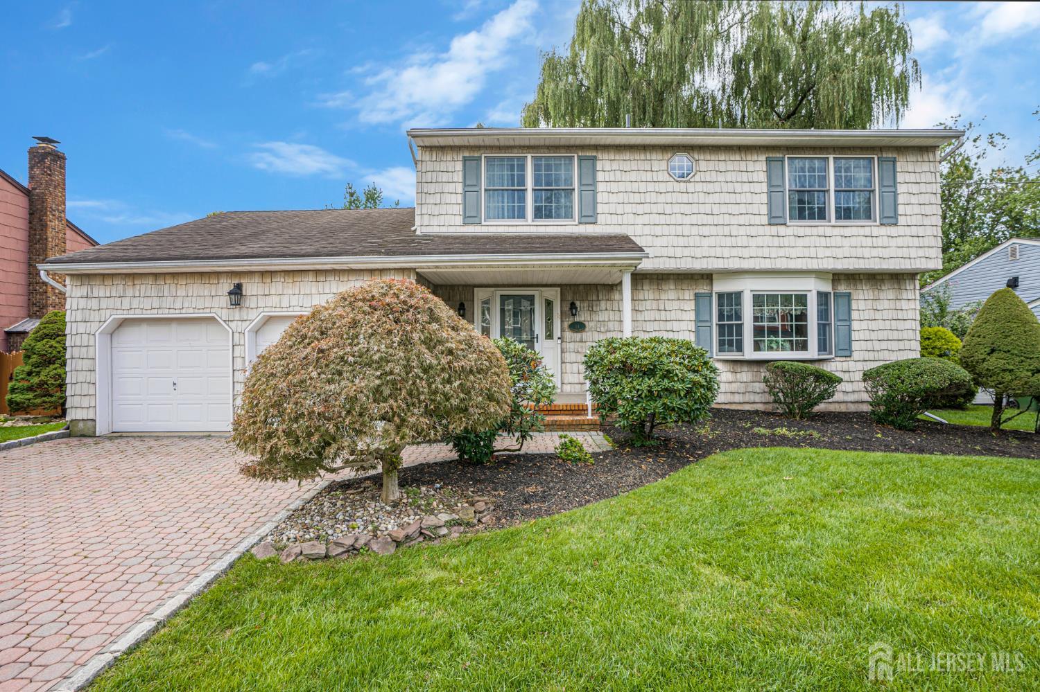 11 Woodrow Wilson Drive — photo