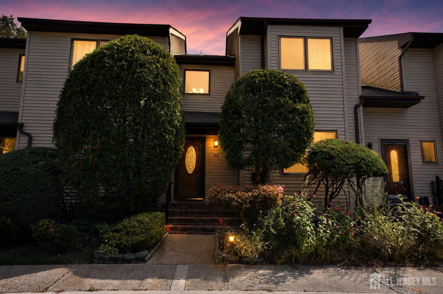 38 Ventura Court — photo